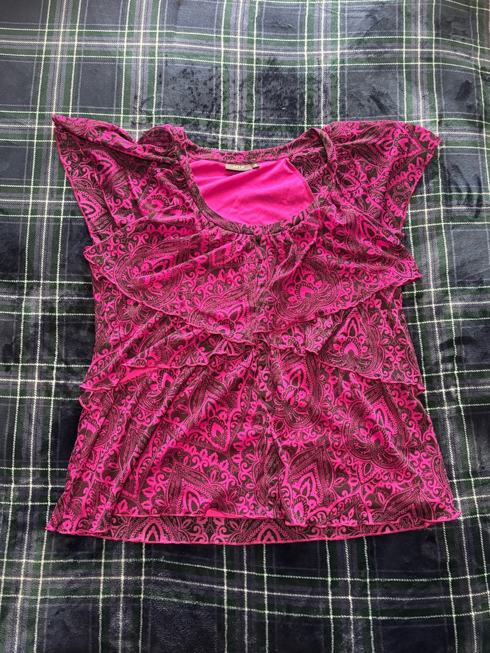 Y2K 2000s APT9 Purple/Black paisley top with ruffles and a cute neckline.Size XL